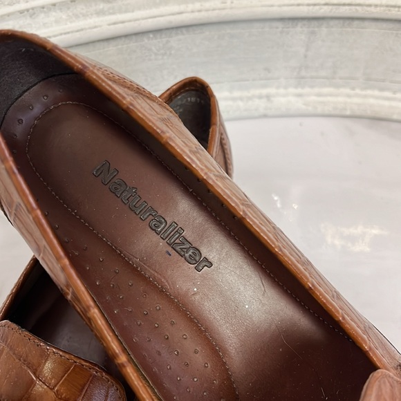 Leather loafers by Naturalizer - Picture 2 of 7